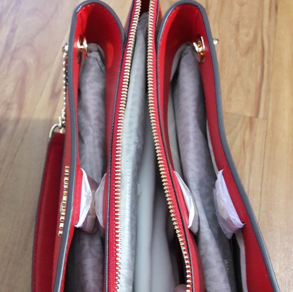 Michael Kors Susan Brown & Red Shoulder Bag - Picture 7 of 16